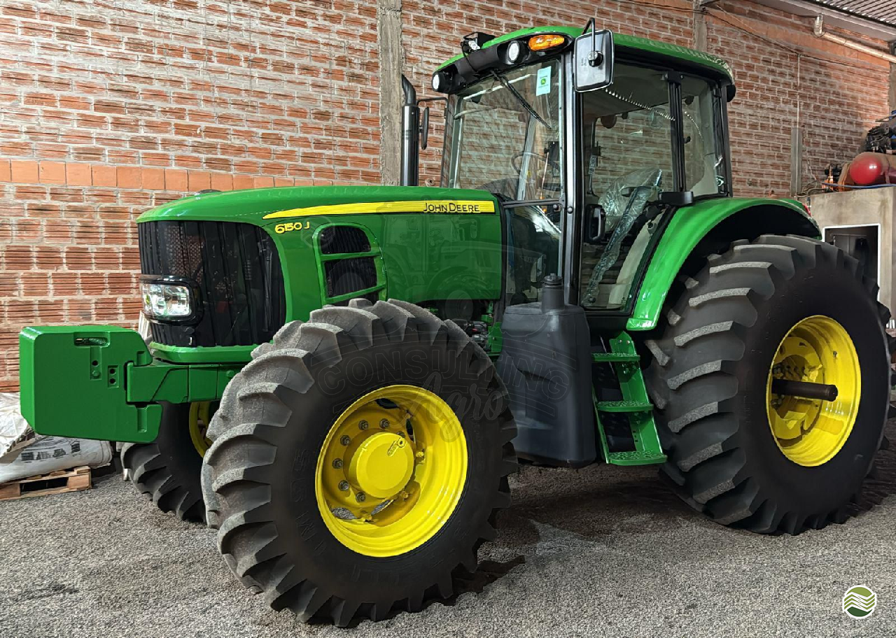 TRATOR JOHN DEERE JOHN DEERE 6150J Tração 4x4 Consulting Agro ITUVERAVA SÃO PAULO SP